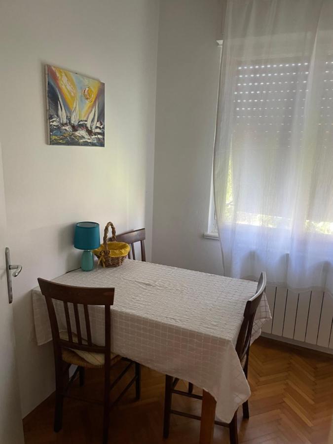 Apartments Vuica 우마그 외부 사진