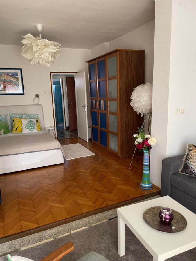 Apartments Vuica 우마그 외부 사진